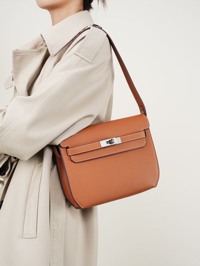 Elova Handcrafted Genuine Leather Crossbody Bag in Black - E262 view 8