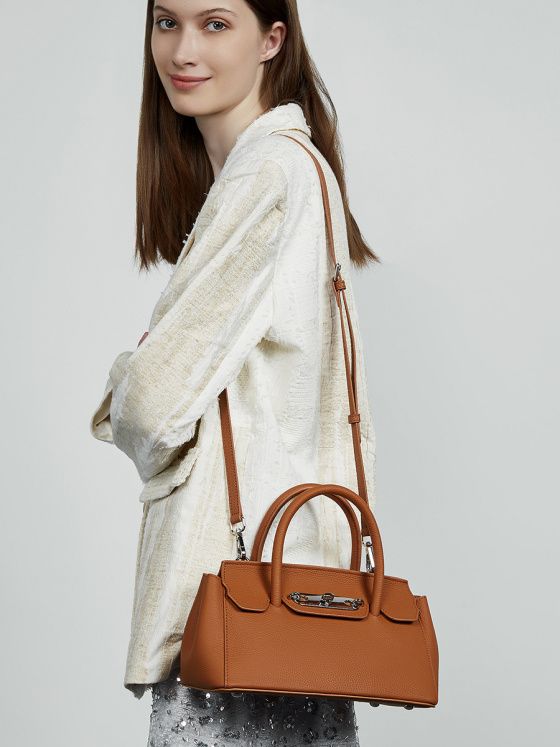 Elova Handcrafted Genuine Leather Crossbody Bag in Black - E659 view 4