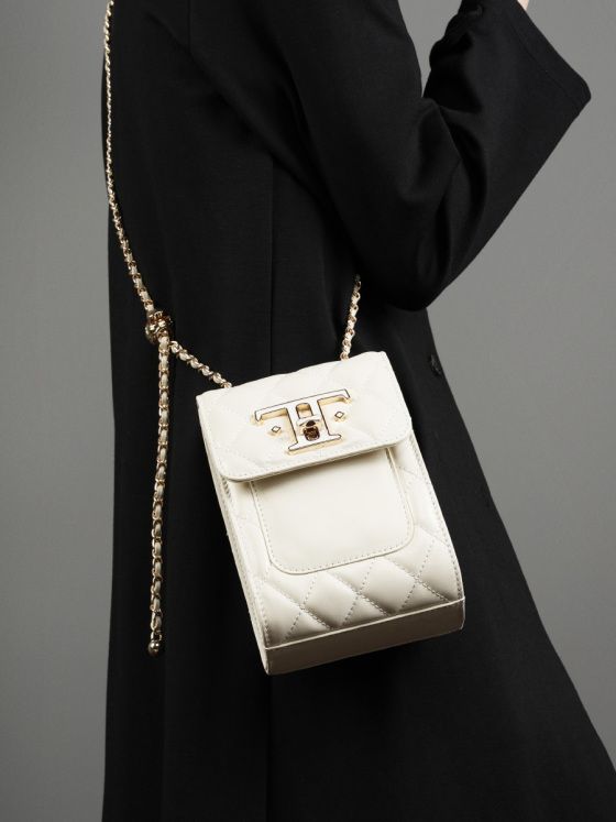 Elova Handcrafted Genuine Leather Crossbody Bag in Black - E457 view 4