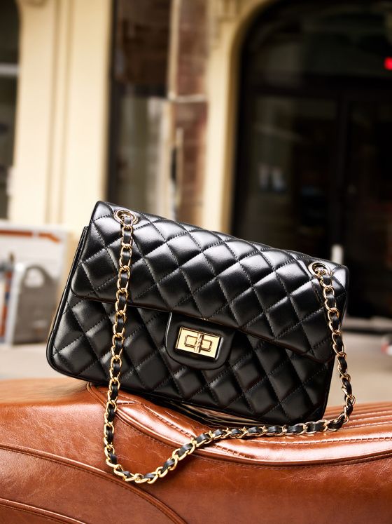 Elova Handcrafted Genuine Leather Crossbody Bag in Black - E261 view 6