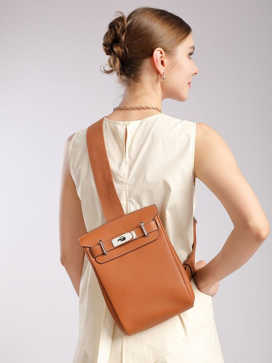 Elova Handcrafted Genuine Leather Togo Crossbody Bag in Black - E708 view 3