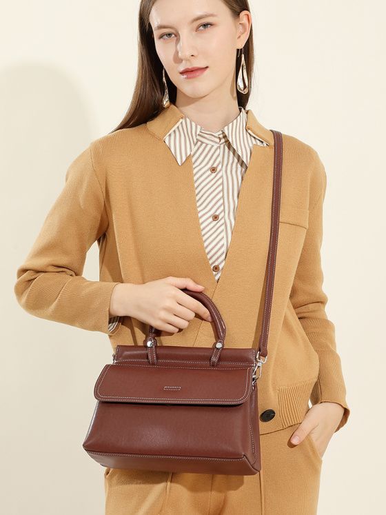 Elova Handcrafted Genuine Leather Crossbody Bag in Black - E555 view 2