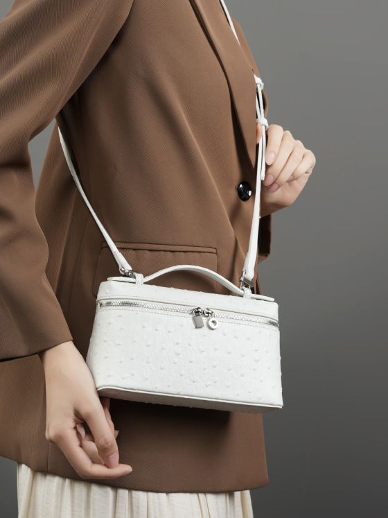 Elova Handcrafted Genuine Leather Crossbody Bag in Black - E460 view 5