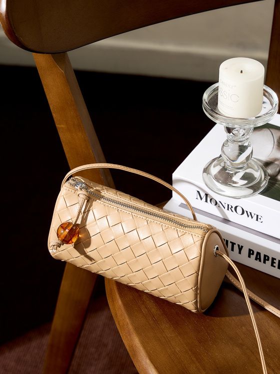 Elova Handcrafted Genuine Leather Crossbody Bag in Black - E412 view 4