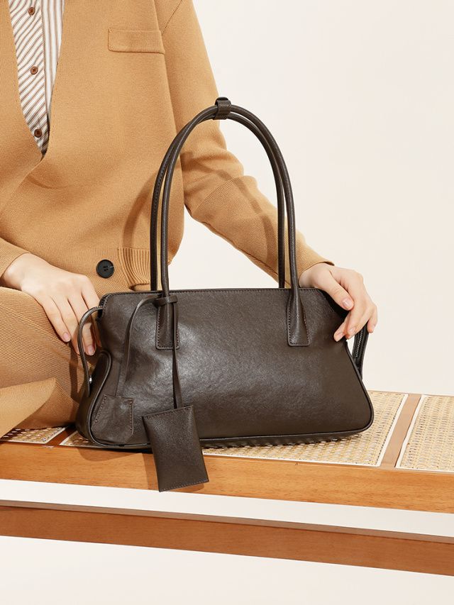 Elova Handcrafted Genuine Leather Tote Bag in Black - E573 view 8