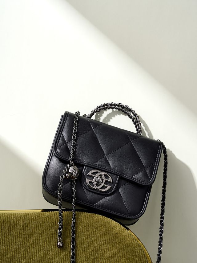 Elova Handcrafted Genuine Leather Crossbody Bag in Black - E230 view 8