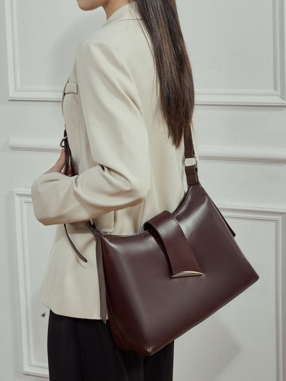 Elova Handcrafted Genuine Leather Crossbody Bag in Black - E763 view 4