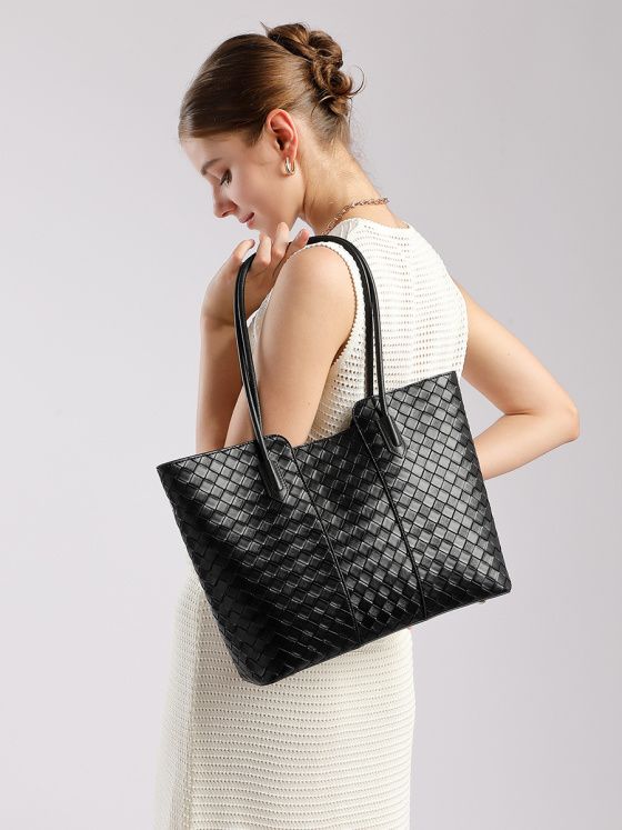 Elova Handcrafted Genuine Leather Bag in Black - E706 view 4