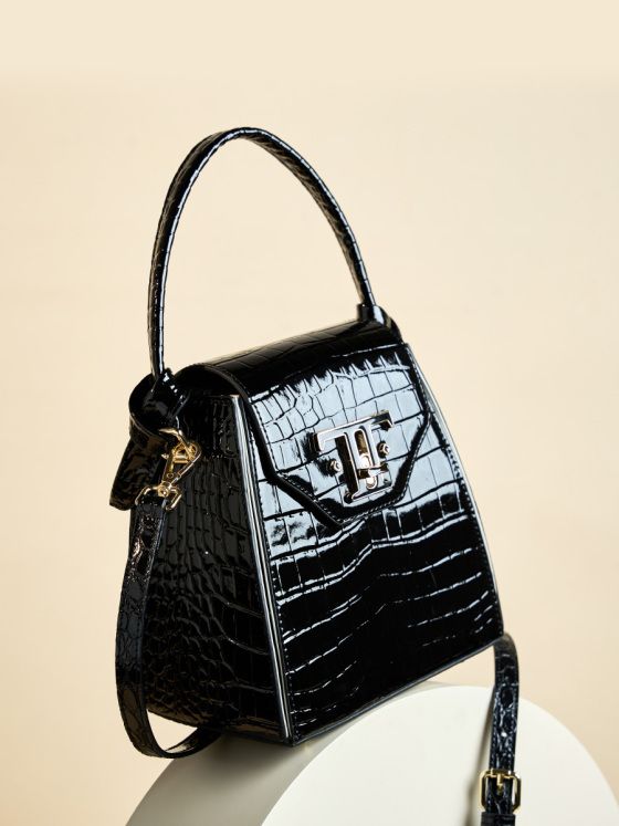 Elova Handcrafted Genuine Leather Crossbody Bag in Black - E449 view 6