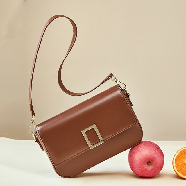 Elova Handcrafted Genuine Leather Crossbody Bag in Black - E163 view 8