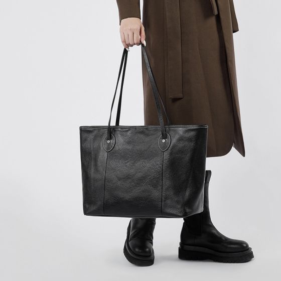 Elova Handcrafted Genuine Leather Tote Bag in Black - E513 view 4