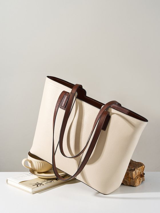 Elova Handcrafted Genuine Leather Tote Bag in Black - E368 view 5