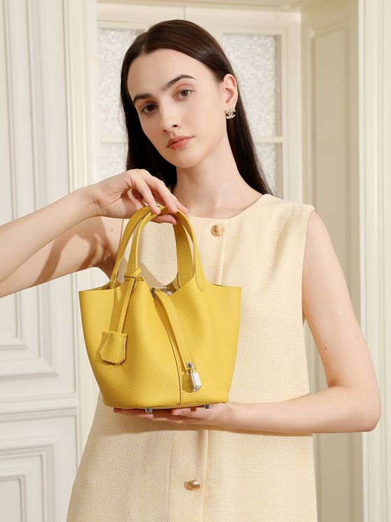 Elova Handcrafted Genuine Leather - Bag in Black - E693 view 5