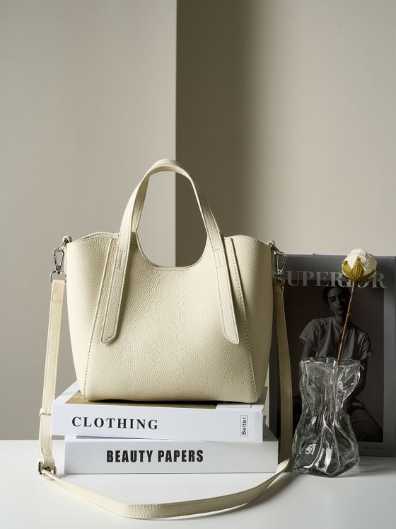 Elova Handcrafted Genuine Leather Crossbody Bag in Black - E377 view 6