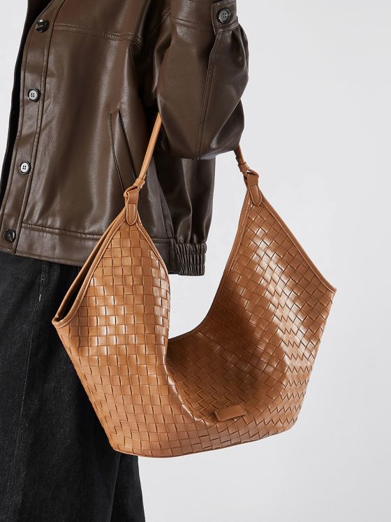 Elova Handcrafted Genuine Leather Tote Bag in Black - E487 view 6