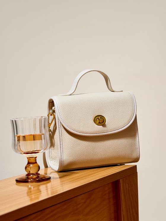 Elova Handcrafted Genuine Leather Crossbody Bag in Black - E342 view 5