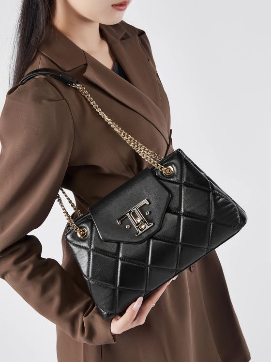 Elova Handcrafted Genuine Leather Crossbody Bag in Black - E563 view 3