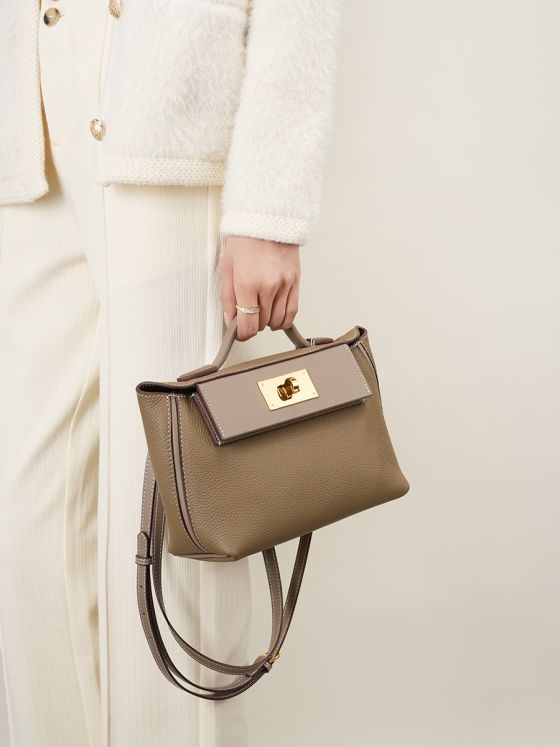 Elova Handcrafted Genuine Leather 424mini Crossbody Bag in Black - E215