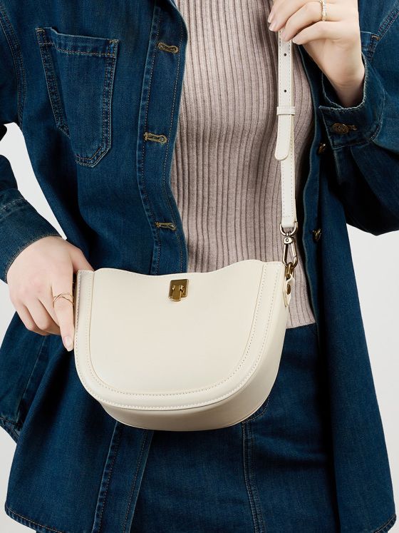 Elova Handcrafted Genuine Leather Crossbody Bag in Black - E343 view 2