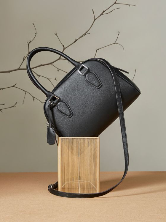 Elova Handcrafted Genuine Leather Bag in Black - E479 view 5