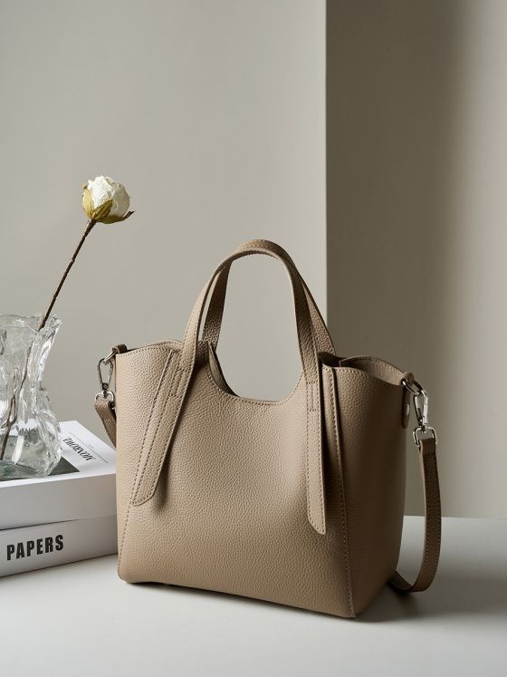 Elova Handcrafted Genuine Leather Crossbody Bag in Black - E377 view 7