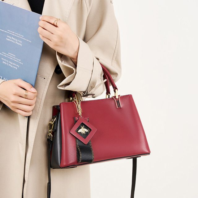 Elova Handcrafted Genuine Leather Crossbody Bag in Black - E176 view 6