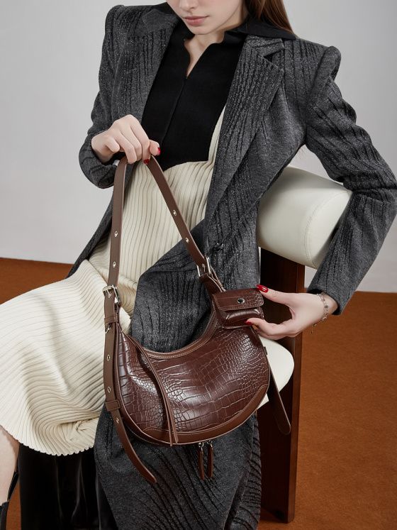 Elova Handcrafted Genuine Leather Shoulder Bag in Black - E818 view 2