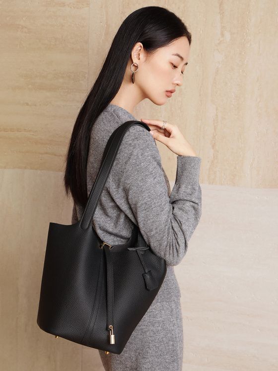 Elova Handcrafted Genuine Leather Shoulder Bag in Black - E733 view 6