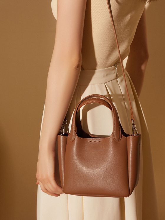 Elova Handcrafted Genuine Leather Crossbody Bag in Black - E285 view 3