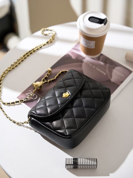 Elova Handcrafted Genuine Leather Crossbody Bag in Black - E233 view 7