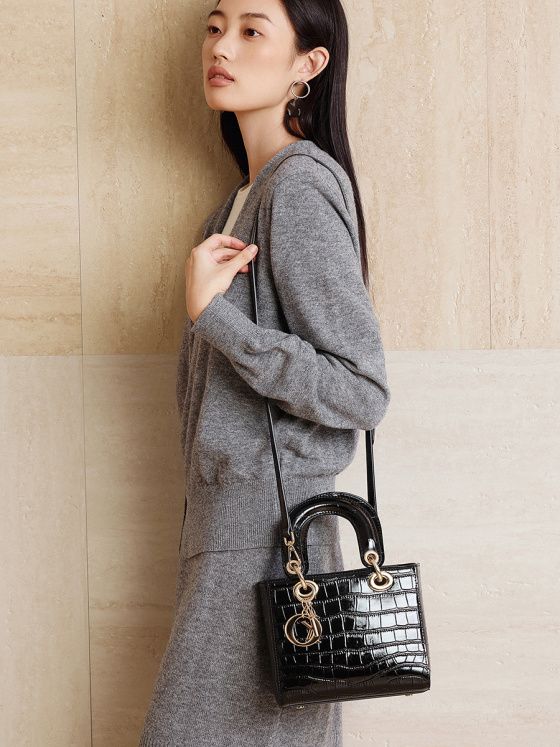 Elova Handcrafted Genuine Leather Crossbody Bag in Black - E729 view 6