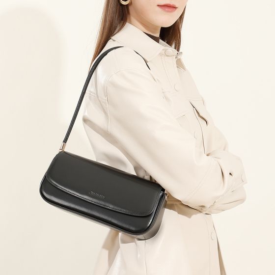 Elova Handcrafted Genuine Leather Crossbody Bag in Black - E651 view 4