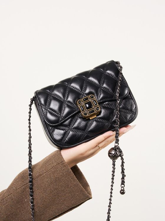 Elova Handcrafted Genuine Leather Crossbody Bag in Black - E236 view 3