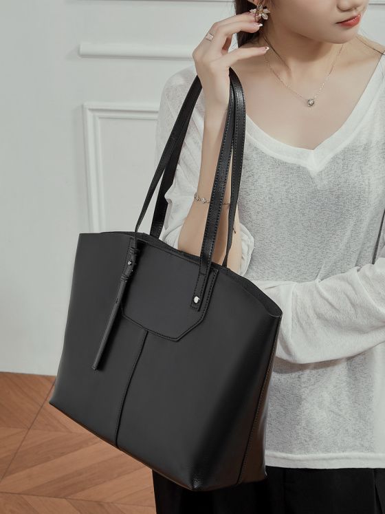Elova Handcrafted Genuine Leather Tote Bag in Black - E762 view 8