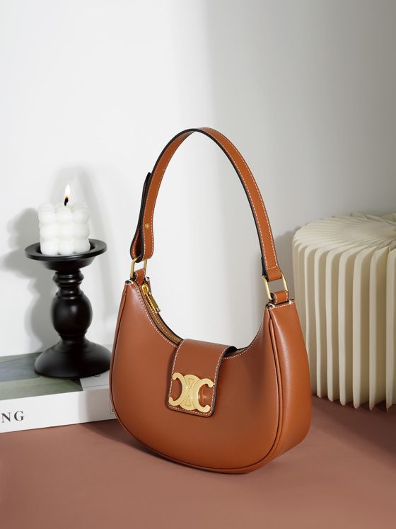 Elova Handcrafted Genuine Leather Crossbody Bag in Black - E210 view 5