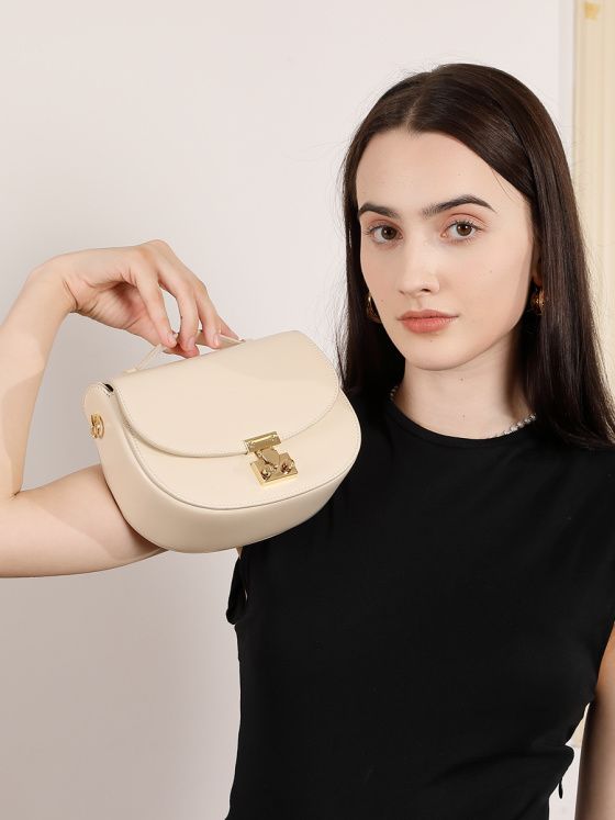 Elova Handcrafted Genuine Leather Bag in Black - E685 view 6