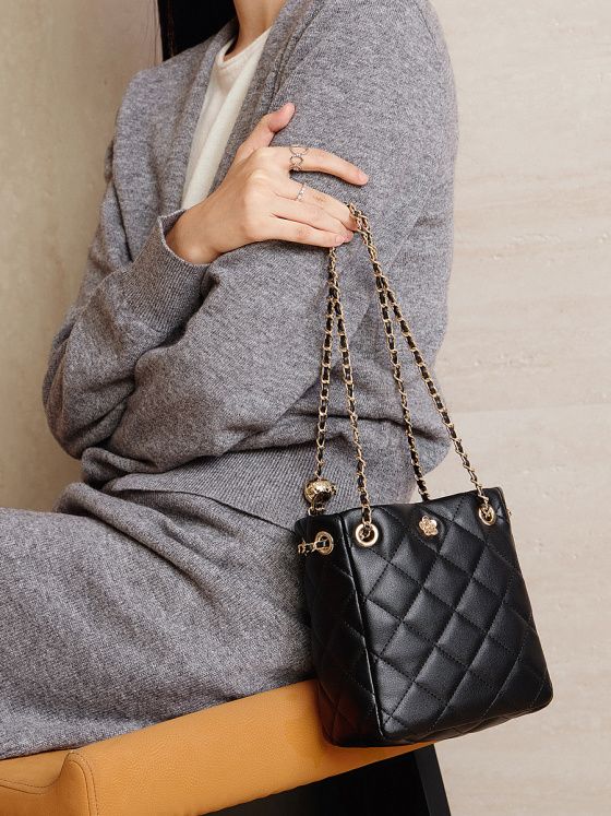 Elova Handcrafted Genuine Leather Crossbody Bag in Black - E755 view 3