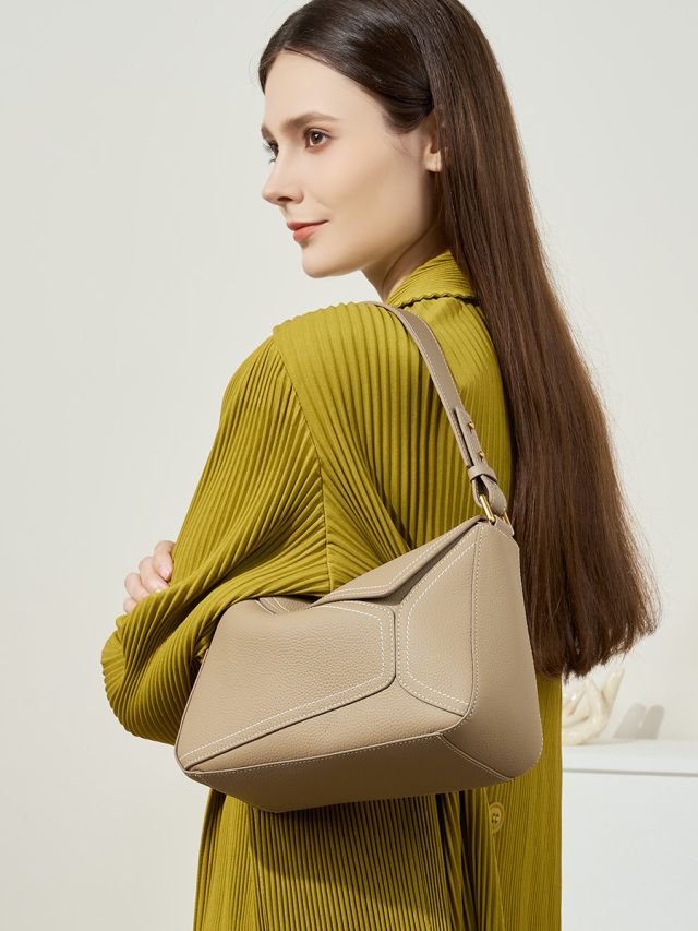 Elova Handcrafted Genuine Leather Crossbody Bag in Brown - E386 view 8