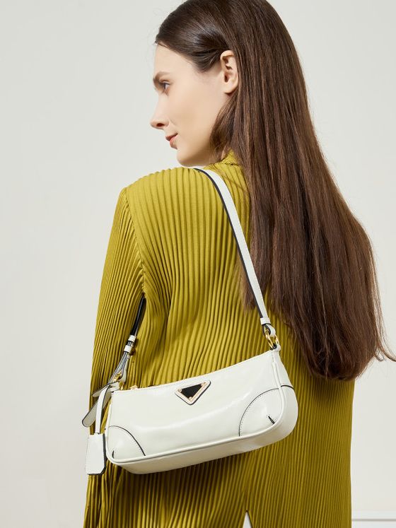 Elova Handcrafted Genuine Leather Crossbody Bag in Black - E382 view 2