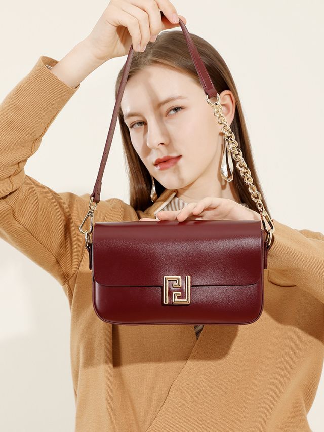 Elova Handcrafted Genuine Leather Bag in Black - E586 view 6