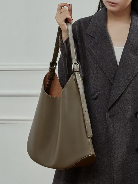 Elova Handcrafted Genuine Leather Crossbody Bag in Black - E766 view 7