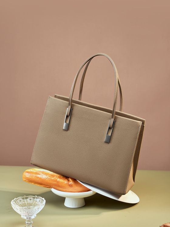 Elova Handcrafted Genuine Leather Tote Bag in Black - E272 view 6