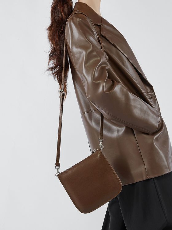 Elova Handcrafted Genuine Leather Crossbody Bag in Black - E480 view 7