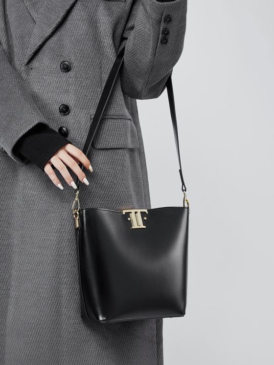 Elova Handcrafted Genuine Leather Bag in Black - E561 view 6