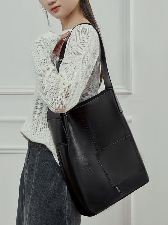 Elova Handcrafted Genuine Leather Tote Bag in Black - E767 view 4