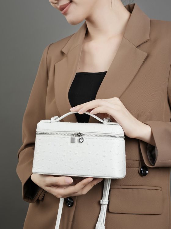 Elova Handcrafted Genuine Leather Crossbody Bag in Black - E460 view 4