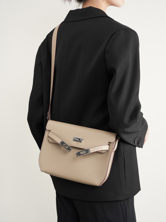 Elova Handcrafted Genuine Leather Crossbody Bag in Black - E262 view 4