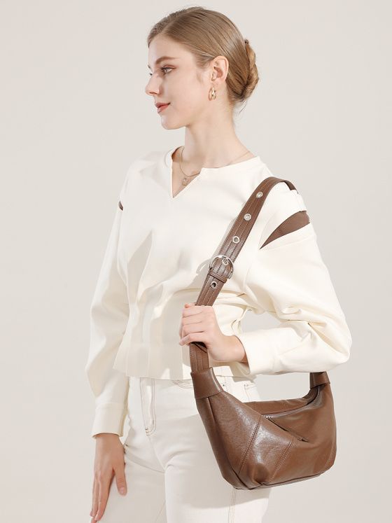 Elova Handcrafted Genuine Leather Crossbody Bag in Black - E594 view 4