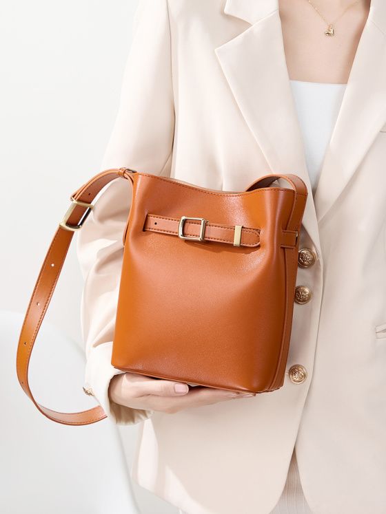 Elova Handcrafted Genuine Leather Crossbody Bag in Black - E640 view 2