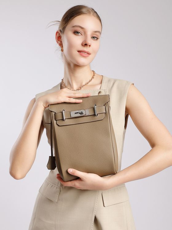 Elova Handcrafted Genuine Leather Togo Crossbody Bag in Black - E708 view 6